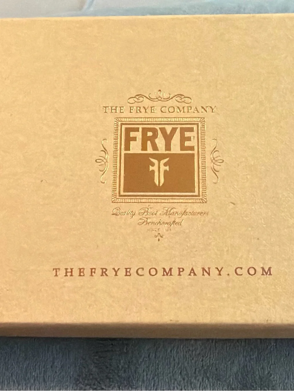 Frye Two-Tone Green and Olive Leather wallet/never used new in box